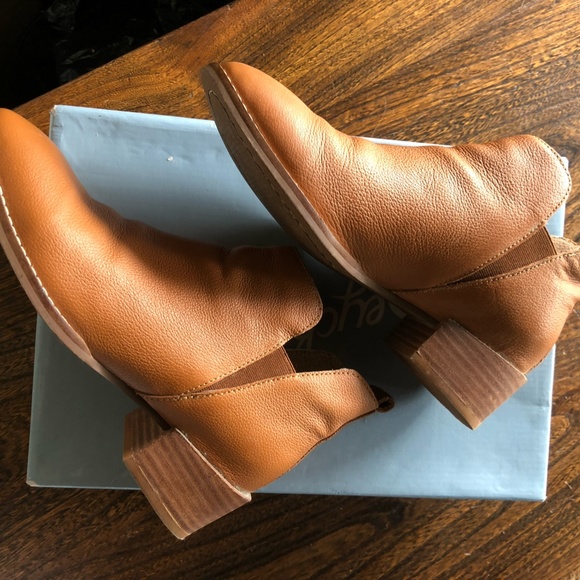 Anthropologie Seychelles Offstage Chelsea Boots - Picture 2 of 6